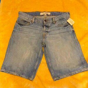 New Guess short for man size 30